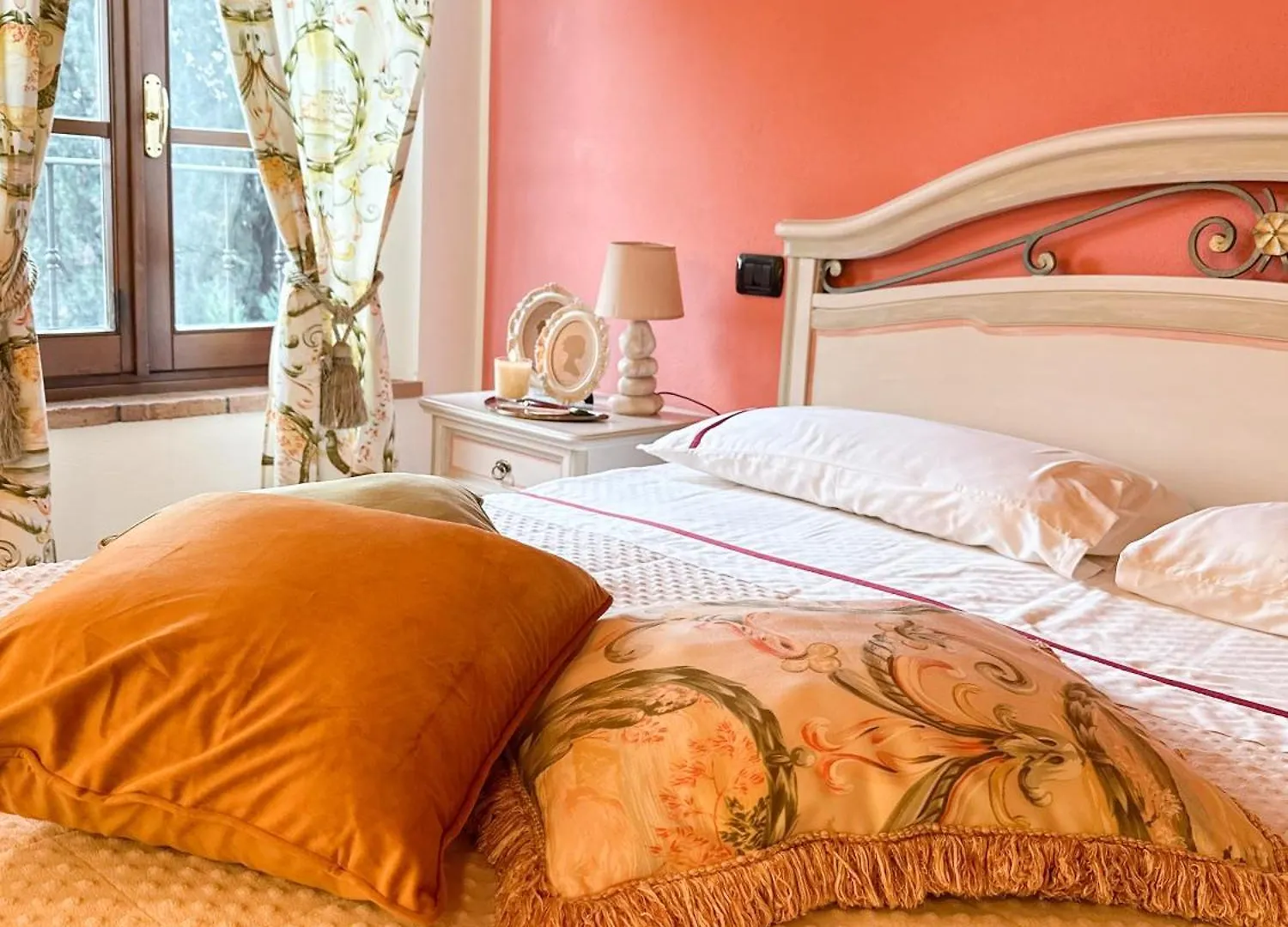 Apartment Appartamento Il Vecchio Fienile San Gimignano Italy